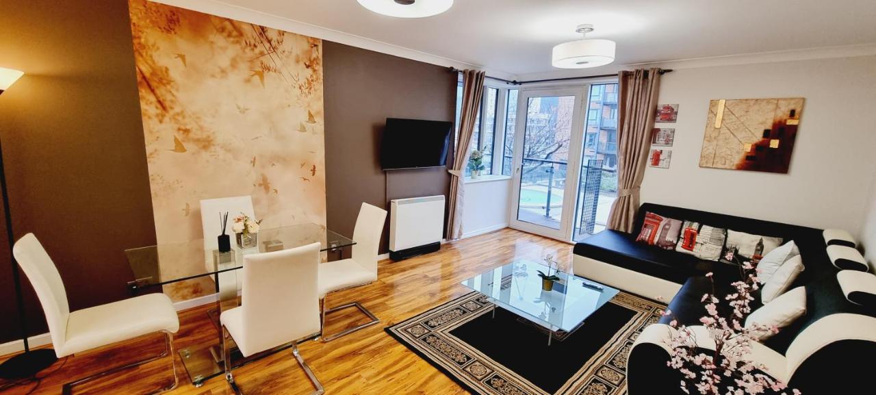 Double King Suite, Canary Wharf Waterfront London Exterior photo
